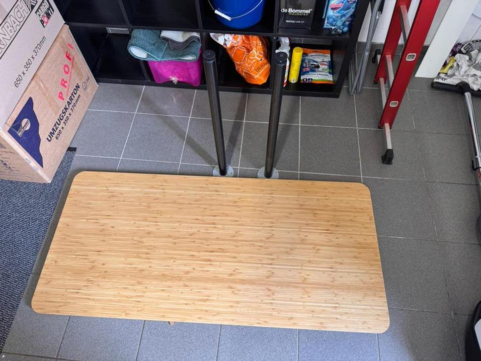 IKEA tafelblad met metalen poten, Ophalen, 100 tot 150 cm, 50 tot 100 cm, Zo goed als nieuw