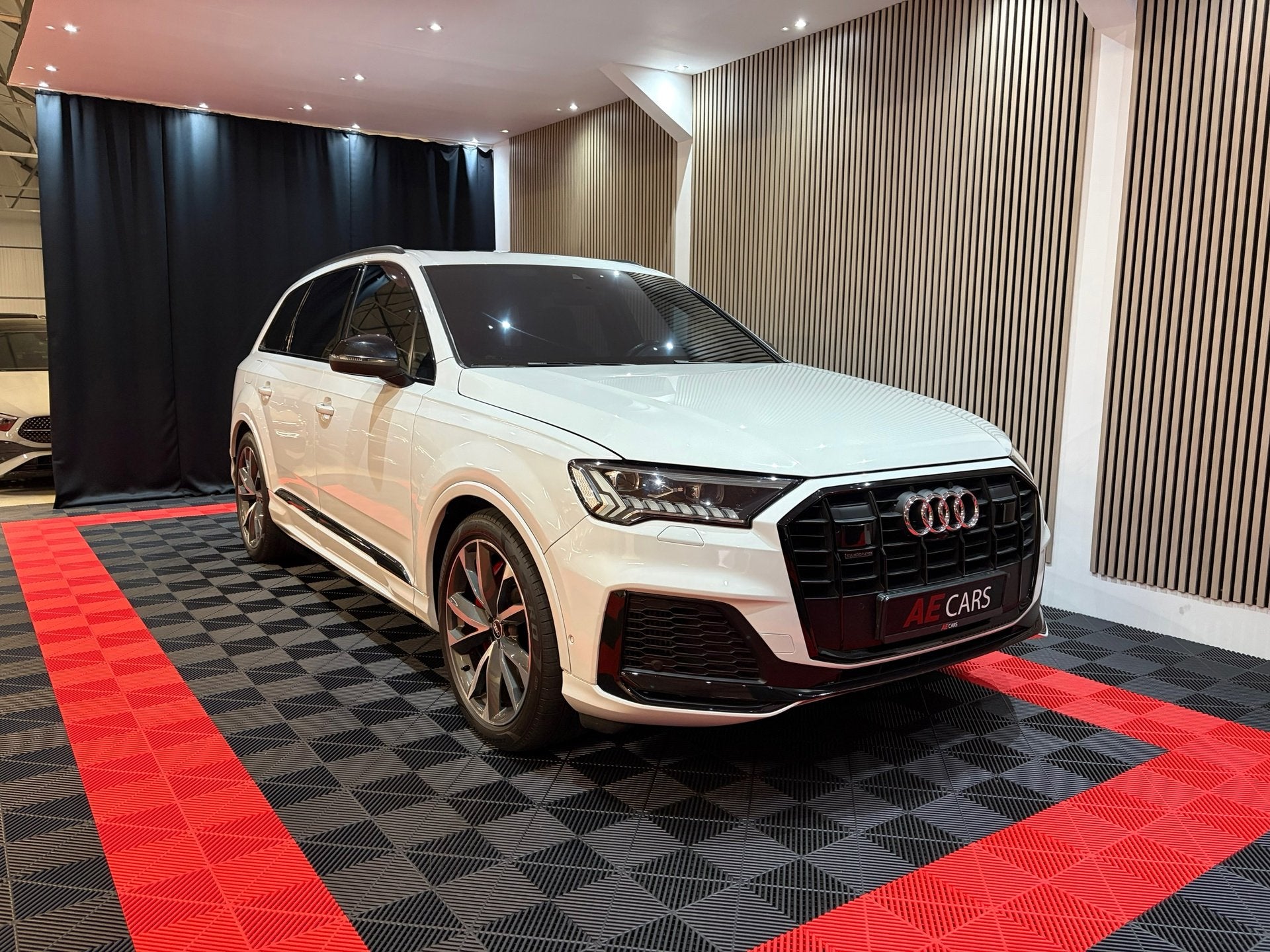 Audi Q7 60 TFSI e quattro Competition Panoroma dak RS stoele, Auto's, Automaat, Dealer onderhouden, Gebruikt, 2995 cc