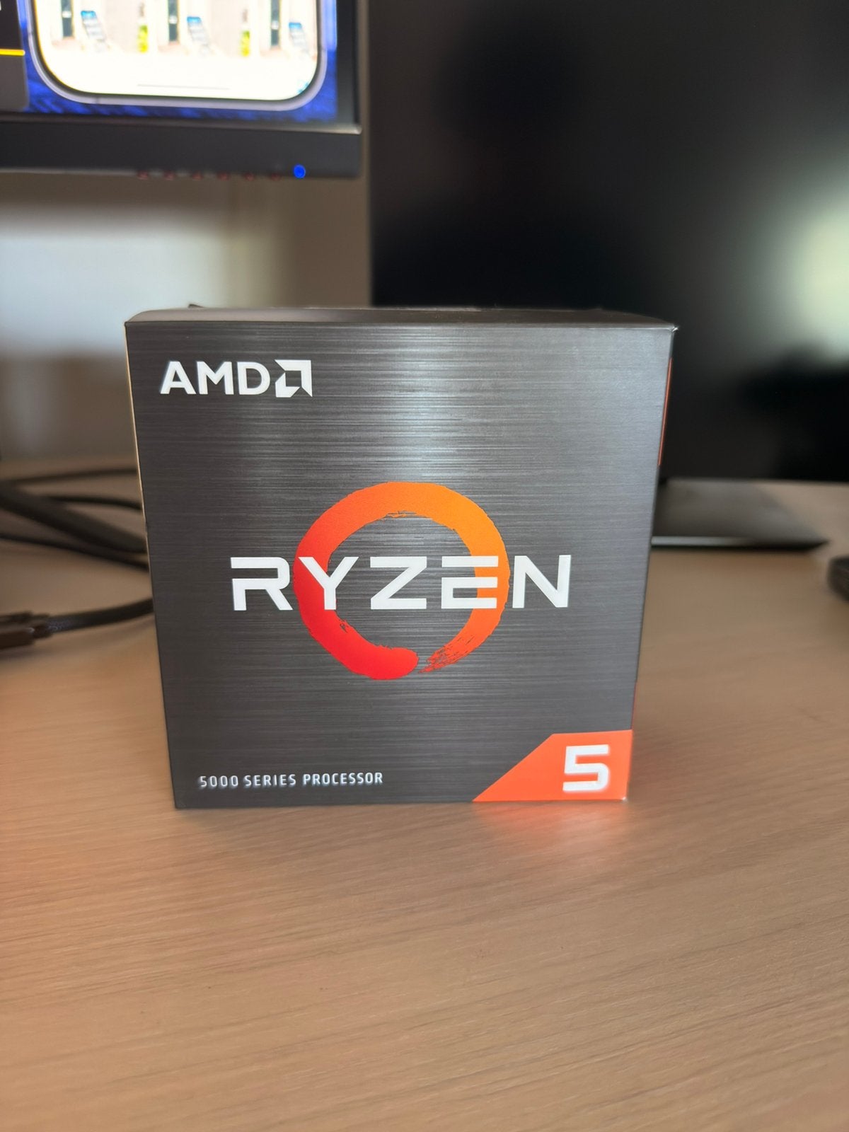 AMD Ryzen 5 5600X + CPU Koeler (BOXED), Computers en Software, Processors, Ophalen of Verzenden, Gebruikt, 6-core, 3 tot 4 Ghz