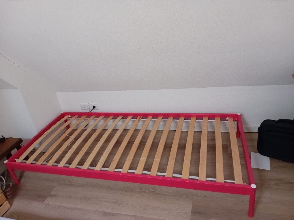 Bed Frame Ikea Vevelstad 1 persoons, Ophalen, Gebruikt, 90 cm, 200 cm