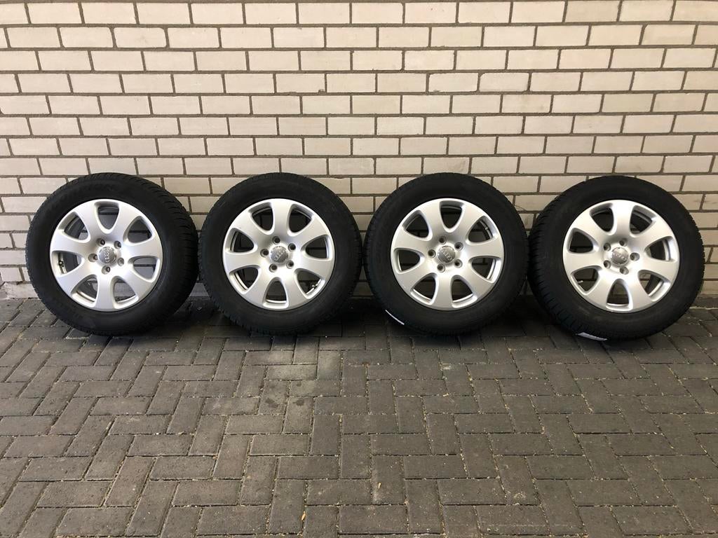 Lichtmetalen velgen met banden Audi Q7 18 inch, Auto-onderdelen, Ophalen, 18 inch, Gebruikt, Banden en Velgen