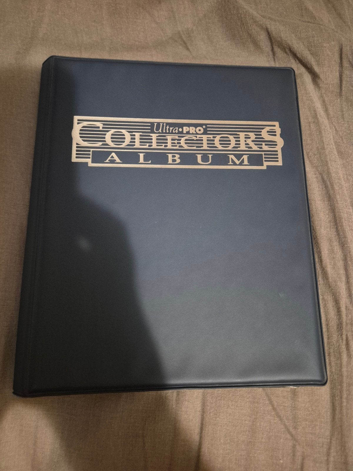Album met yugioh kaarten, vooral draken, Verzenden