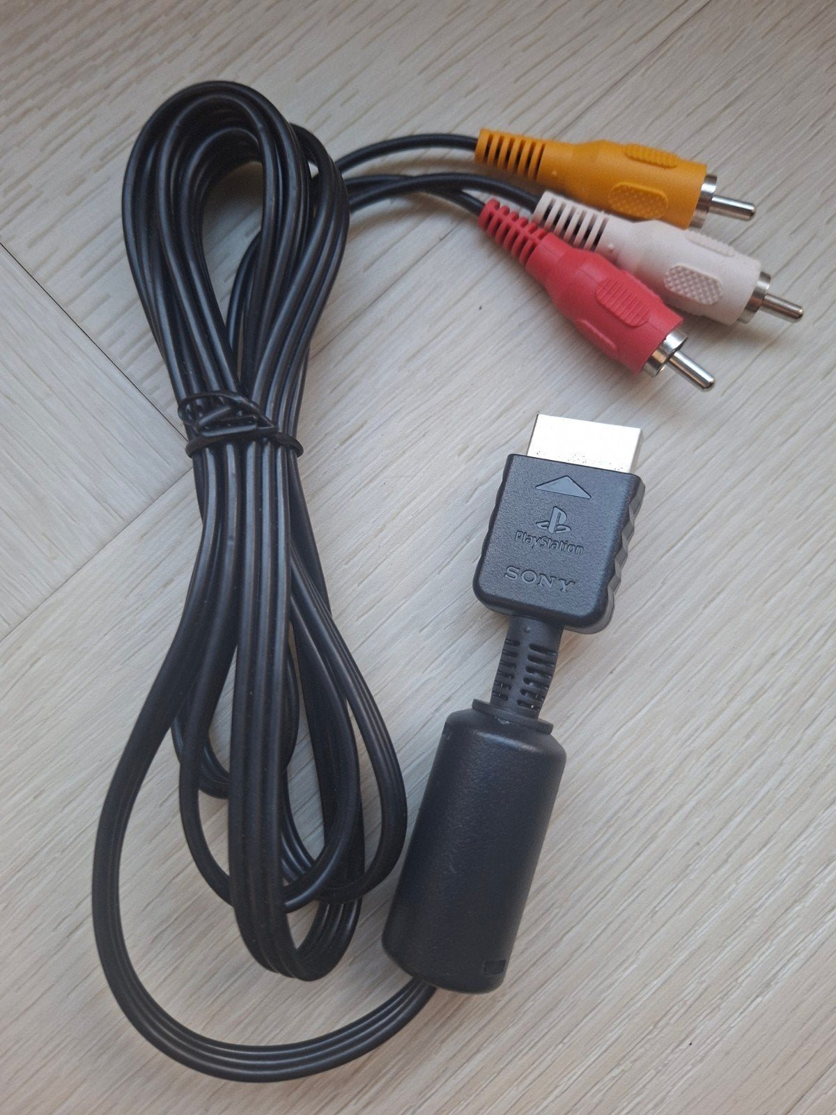 PlayStation ps2 ps3 AV-kabel (RCA composiet rood wit geel), Ophalen of Verzenden, Gebruikt, Voeding, Oplader of Kabel, PlayStation 3