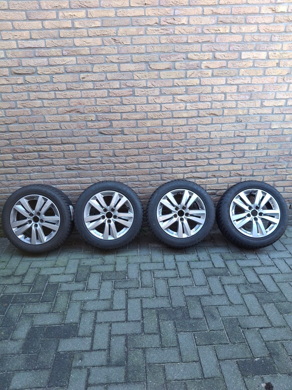 Winterbanden 205/55R16 op lichtmetalen velgen, Auto-onderdelen, Ophalen, Gebruikt, 16 inch, Banden en Velgen