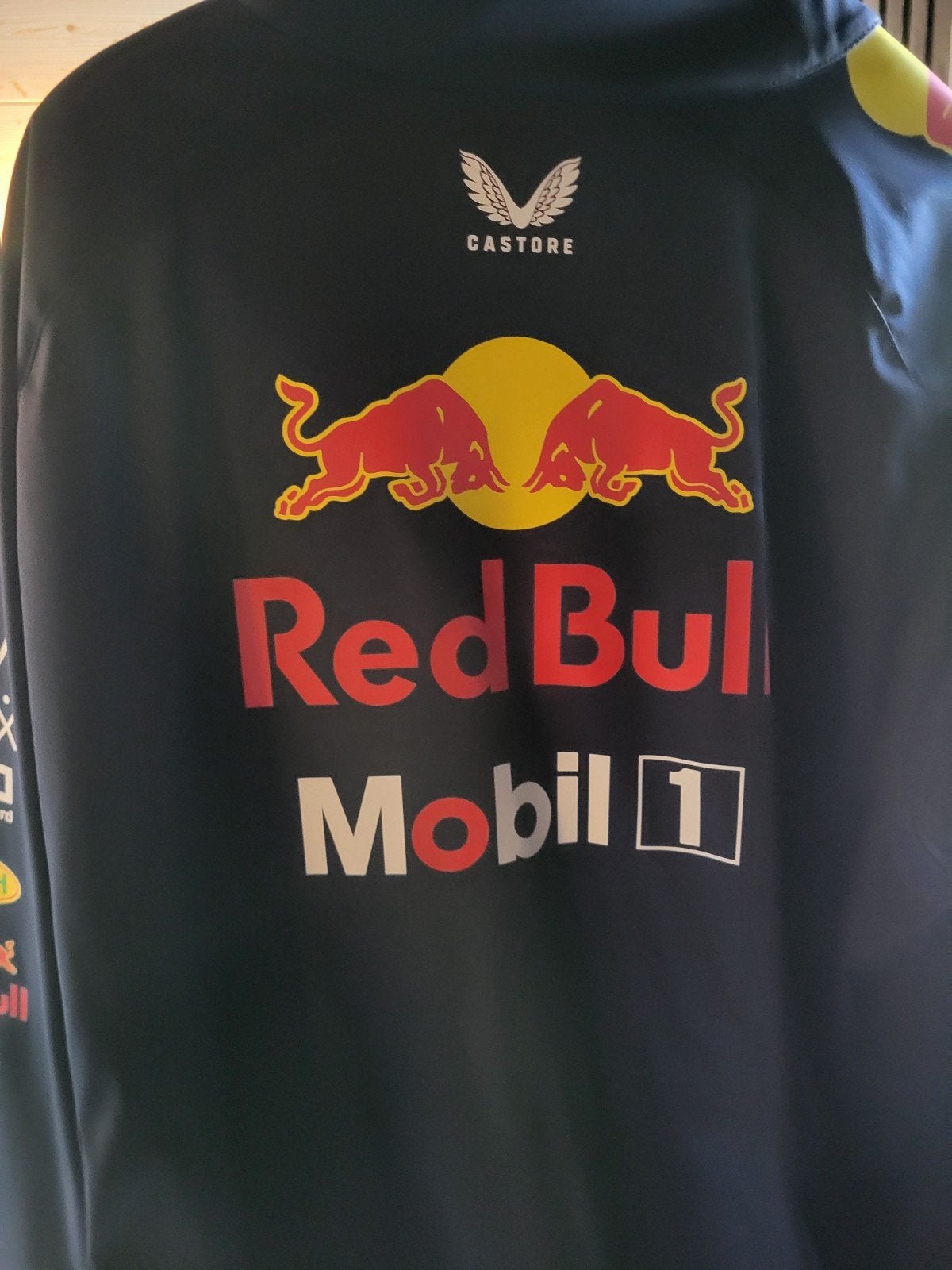Castore Red Bull Racing Softshell Jas - Nieuw met labels, Nieuw, Overige maten, Ophalen of Verzenden, Blauw