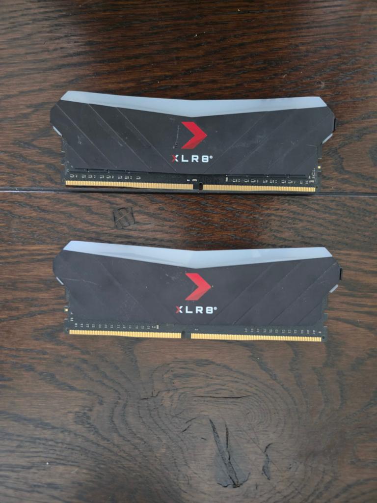 XLRB 16GB (8GB x2) 3600hz DDR4 RAM, Computers en Software, RAM geheugen, Gebruikt, DDR4, Ophalen of Verzenden, Desktop
