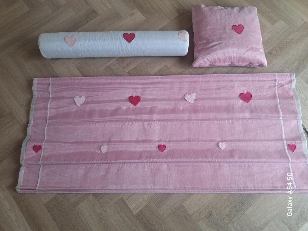 Prachtig vouwgordijn kinderkamer met dezelfde kussens, Huis en Inrichting, Ophalen, Zo goed als nieuw, 50 tot 100 cm, Minder dan 100 cm