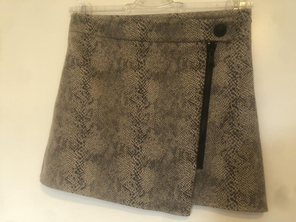 NIKKI  korte overslagrok met slangenprint maat 38, Kleding | Dames, Maat 38/40 (M), Overige kleuren, Ophalen of Verzenden, Zo goed als nieuw