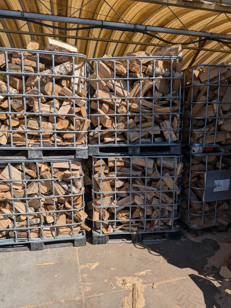Haardhout mix eik beuk berk essen12% vocht €125 per m3  hout, Minder dan 3 m³, Ophalen, Eikenhout, Blokken