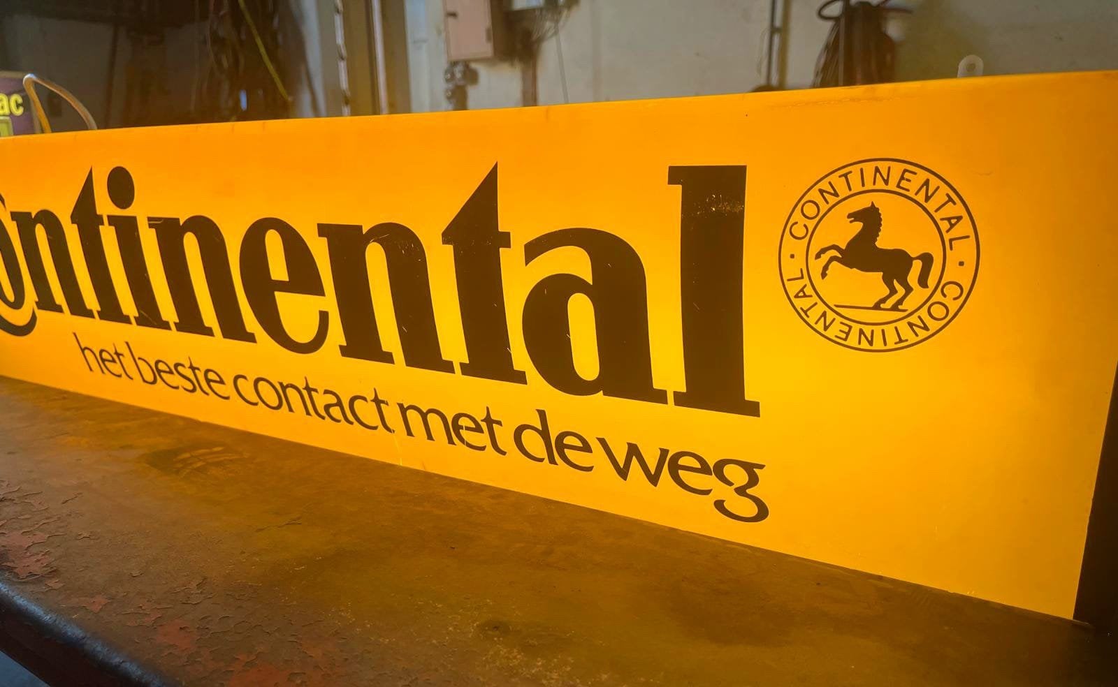 Lichtbak Continental, Ophalen
