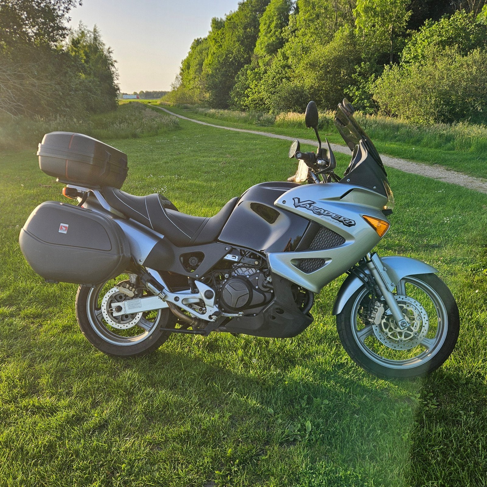 Honda Varadero 2003 Toermotor met 3 koffers, Particulier, Gebruikt, Toermotor