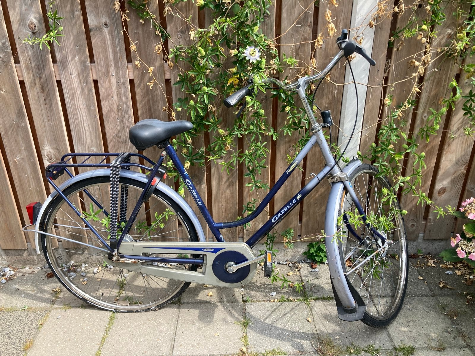 Gazelle Damesfiets - Comfortabel en Betrouwbaar, Fietsen en Brommers, Fietsen | Dames | Damesfietsen, Ophalen, Velgrem, Gazelle
