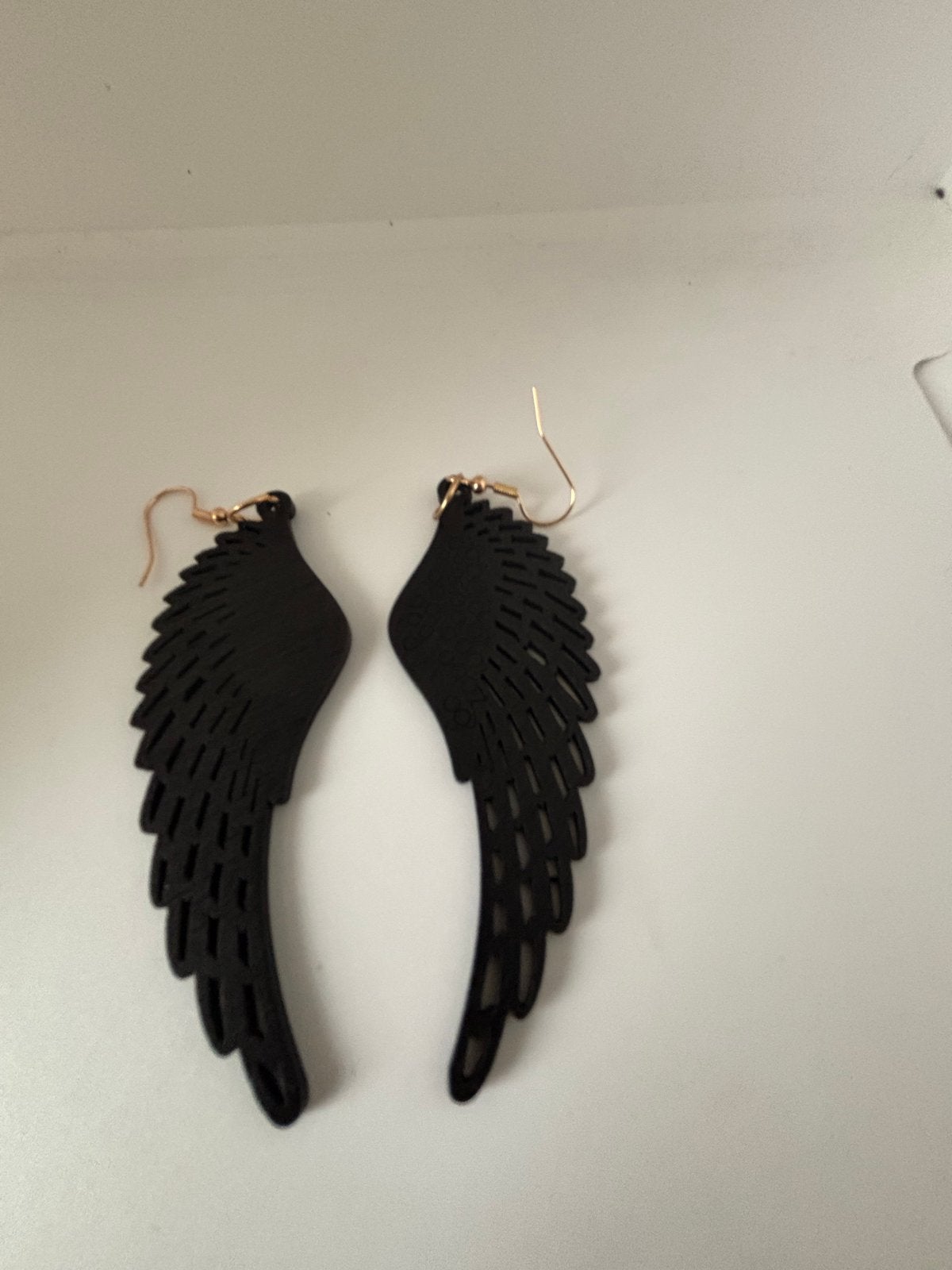 Nieuwe Zwarte Houten Vleugel Oorbellen, Overige materialen, Hangers, Verzenden, Zwart