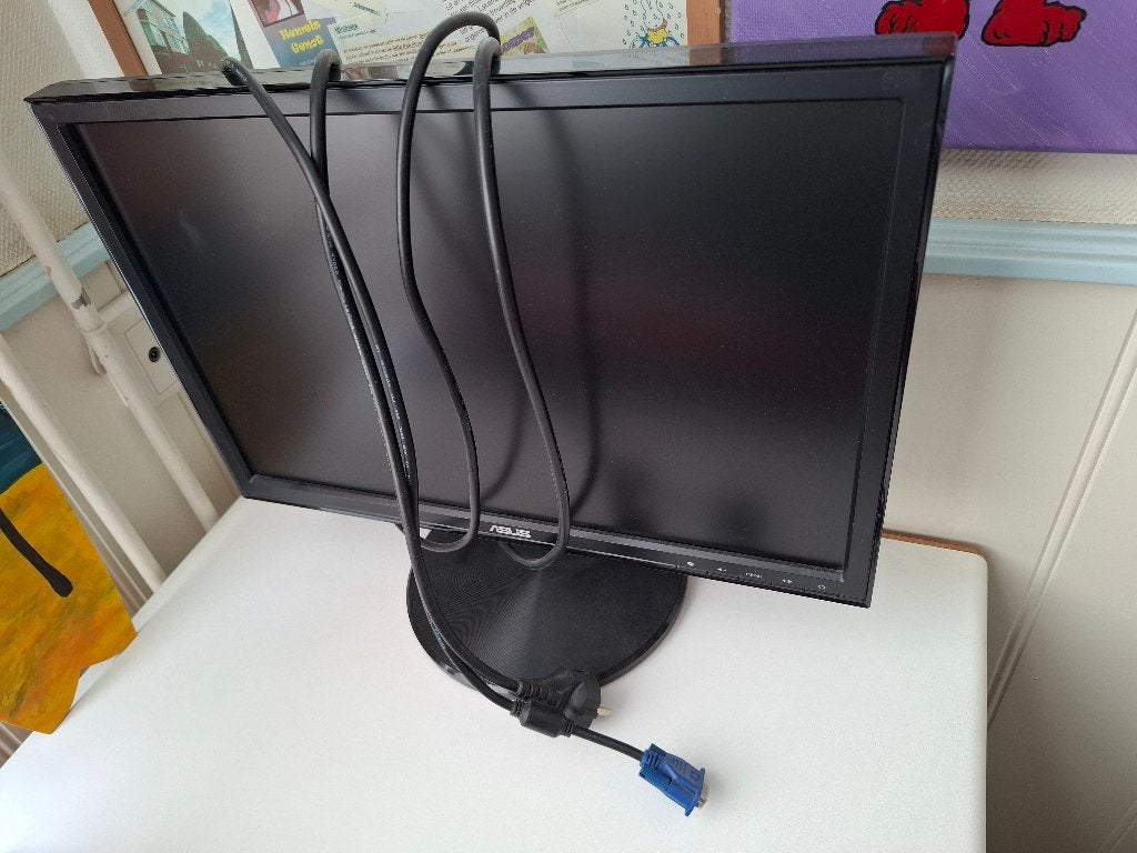 Computer monitor 19 inch, Computers en Software, Monitoren, Ophalen, Gebruikt, Asus, Overige typen
