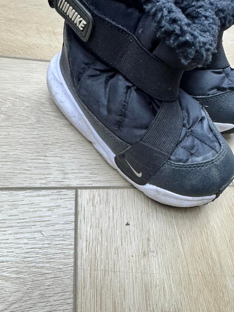 Boots weinig aangehad, Ophalen of Verzenden, Zo goed als nieuw, Jongen, Laarzen