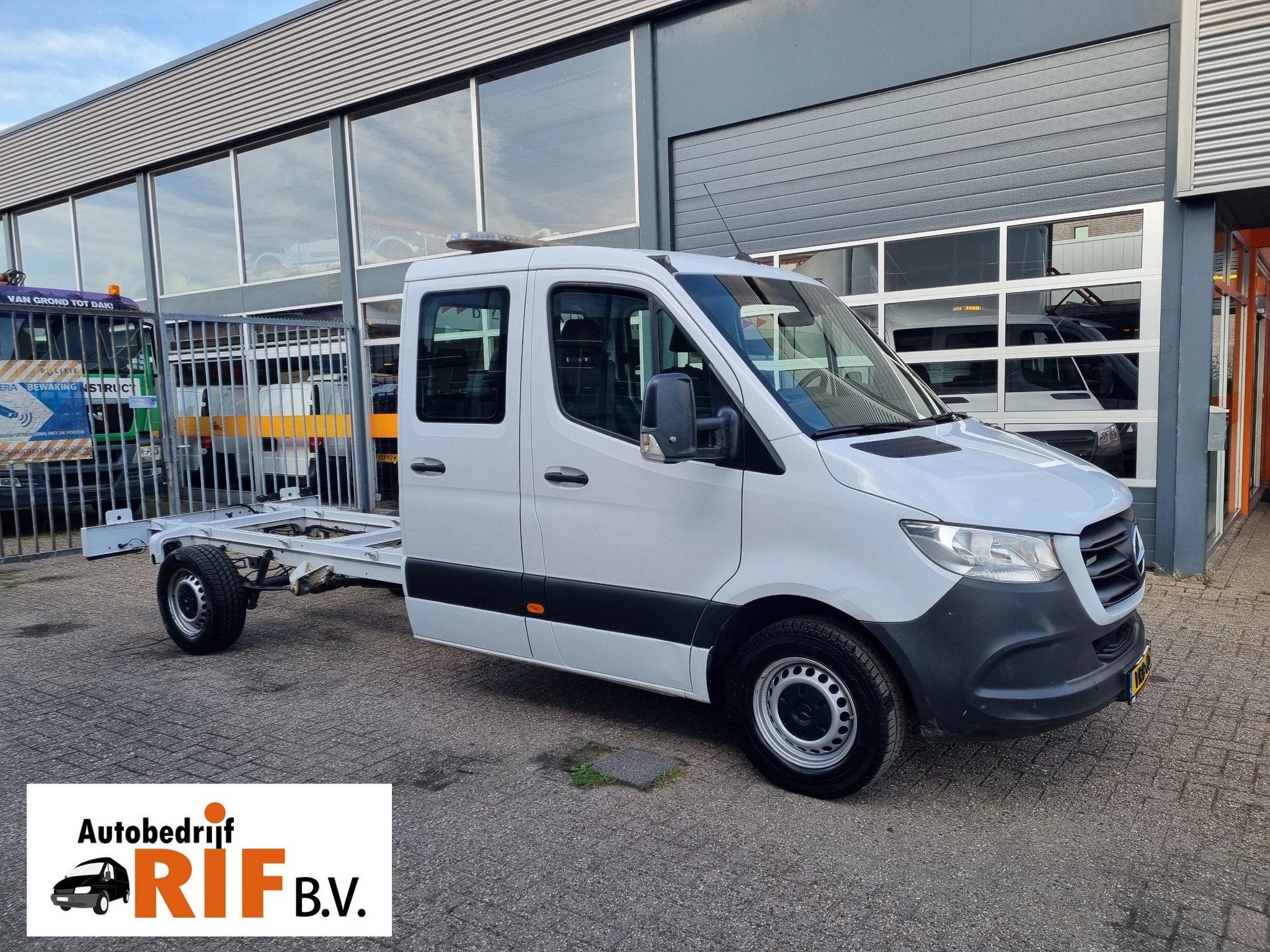 Mercedes-Benz Sprinter 319 CDI Chassis cabine DC 6 Zits Euro, Automaat, Achterwielaandrijving, Gebruikt, Euro 6