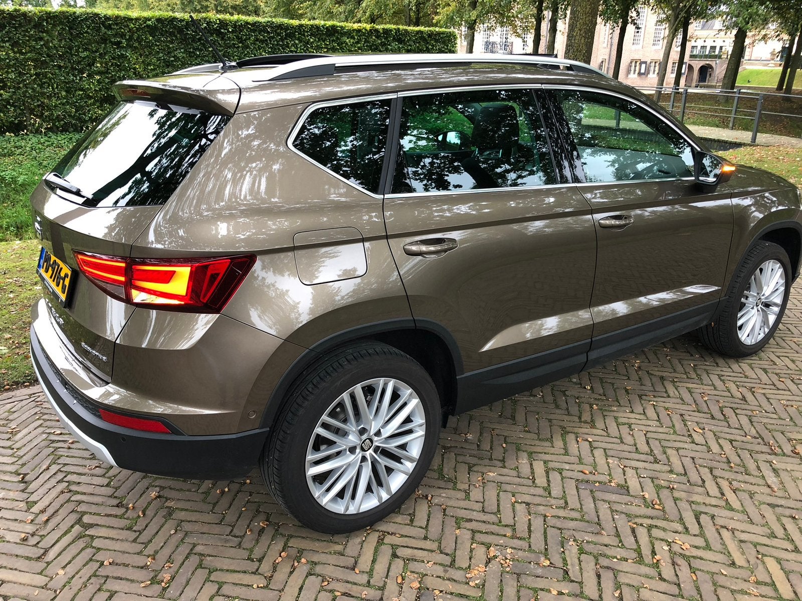 SEAT Ateca 1.0 Ecomotive 6-Sp Limited Edition, Voorwielaandrijving, Bruin, Origineel Nederlands, 19 km/l