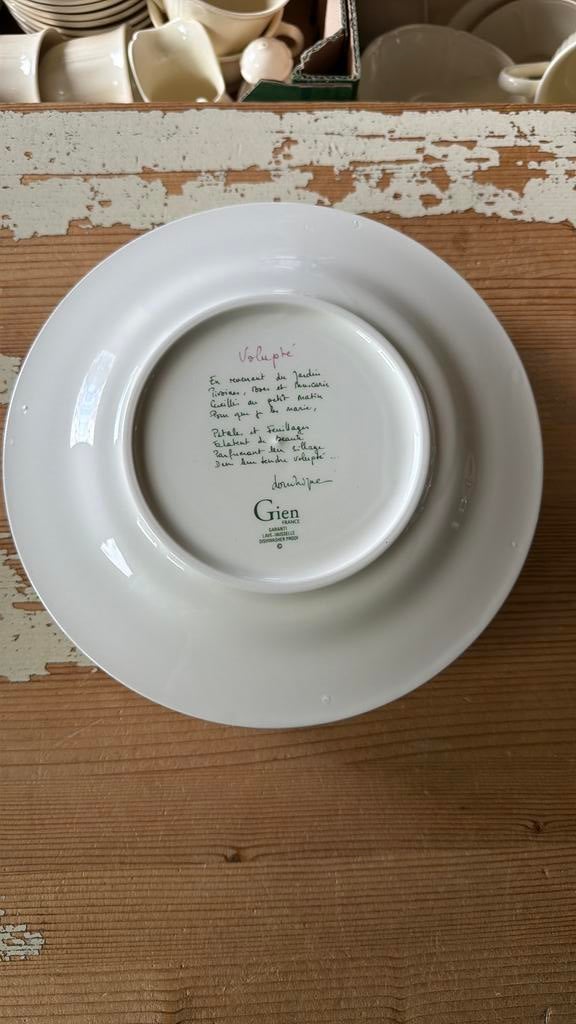 Gien VOLUPTÉ Ontbijtborden, Huis en Inrichting, Keuken | Servies, Ophalen of Verzenden, Zo goed als nieuw, Bord(en), Overige stijlen
