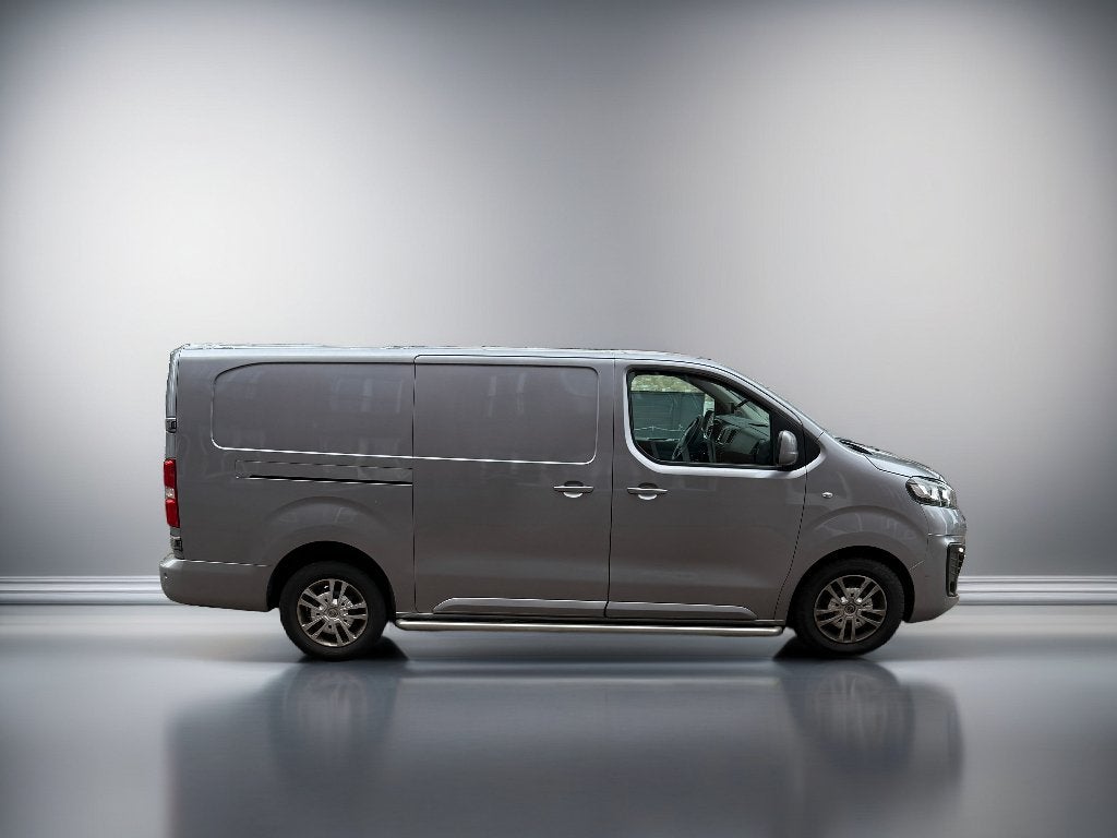 Opel Vivaro 2.0 Diesel 122pk L3H1 2020, 4 cilinders, Leder en Stof, 122 pk, Bedrijf