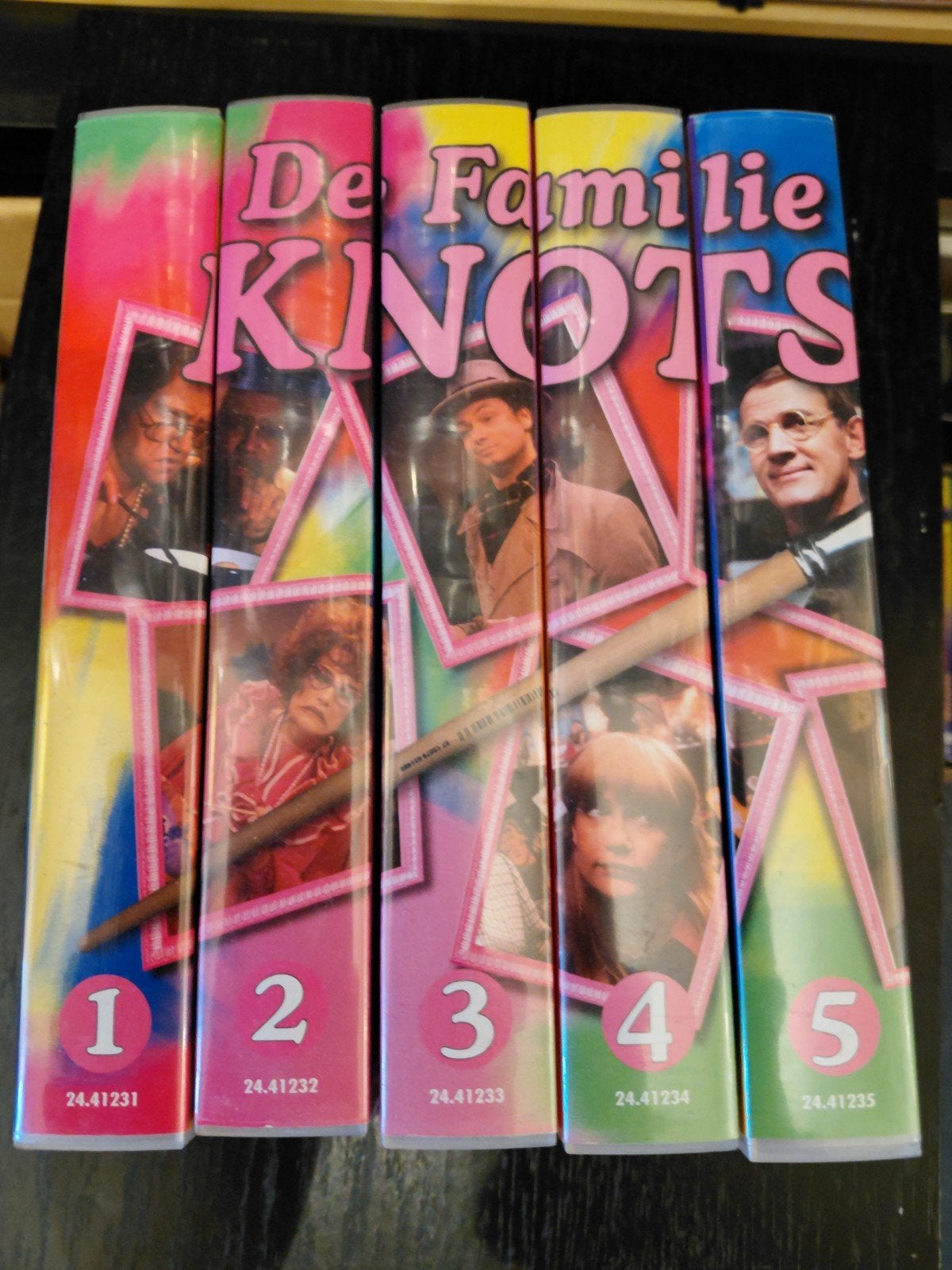 serie Familie knots op vhs, Cd's en Dvd's, Alle leeftijden, Ophalen of Verzenden, Gebruikt