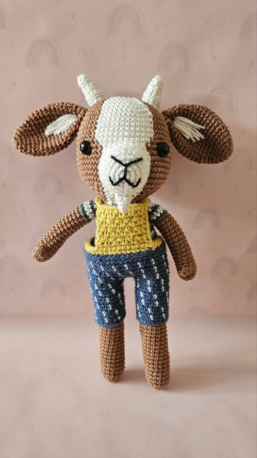 Gehaakte geit knuffel met kleding, Overige merken, Overige karakters, Nieuw, Ophalen of Verzenden