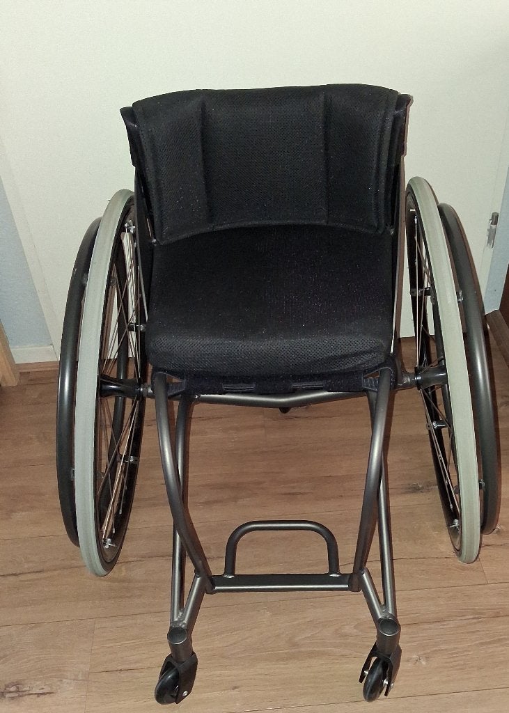 Dansrolstoel.(sport), Diversen, Ophalen, Zo goed als nieuw, Handbewogen rolstoel