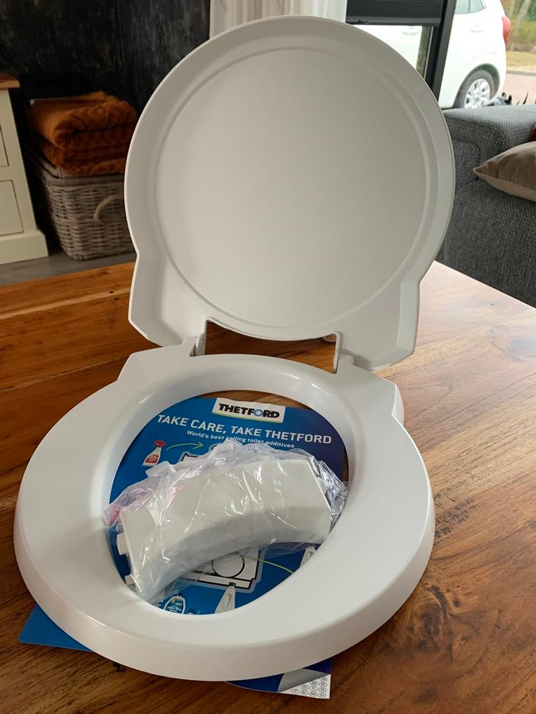 Thetford WC bril nieuw/ ongebruikt C250 model, Ophalen of Verzenden, Nieuw