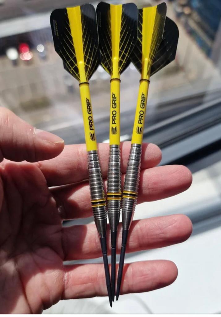 Target & one80 darts, Ophalen of Verzenden, Zo goed als nieuw, Pijlen