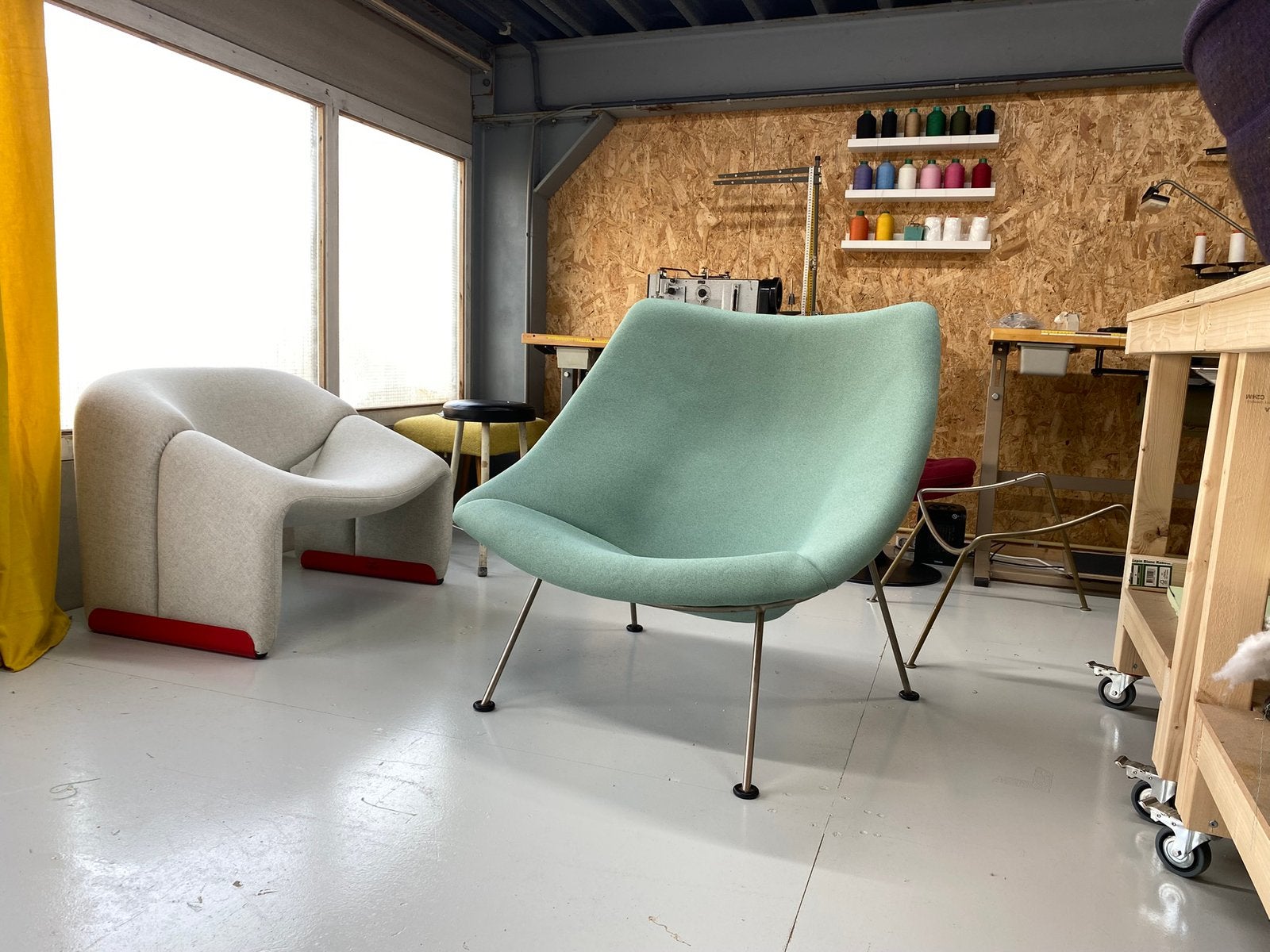 Artifort Oyster, Ophalen, Zo goed als nieuw, Eén