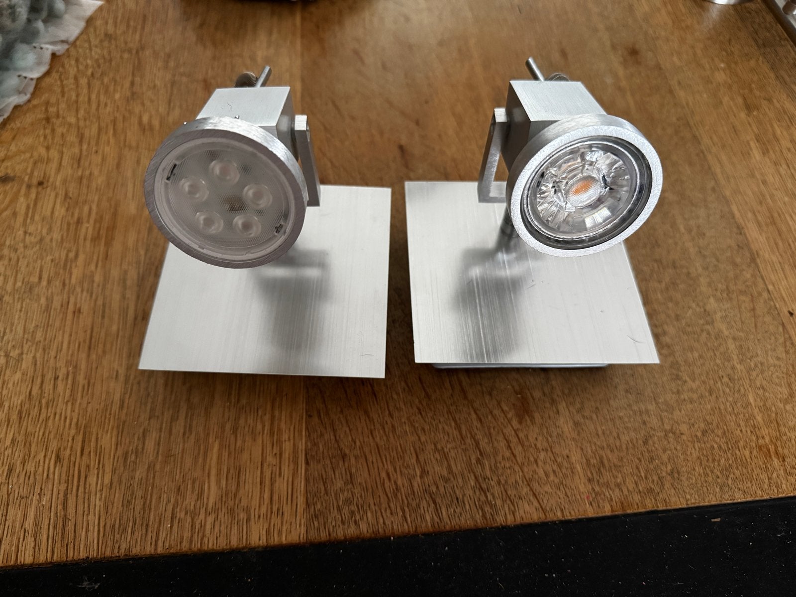 Set van 2 Opbouwspots - Aluminium, Ophalen, Overige lichtbronnen, Overige typen, Overige fittingen