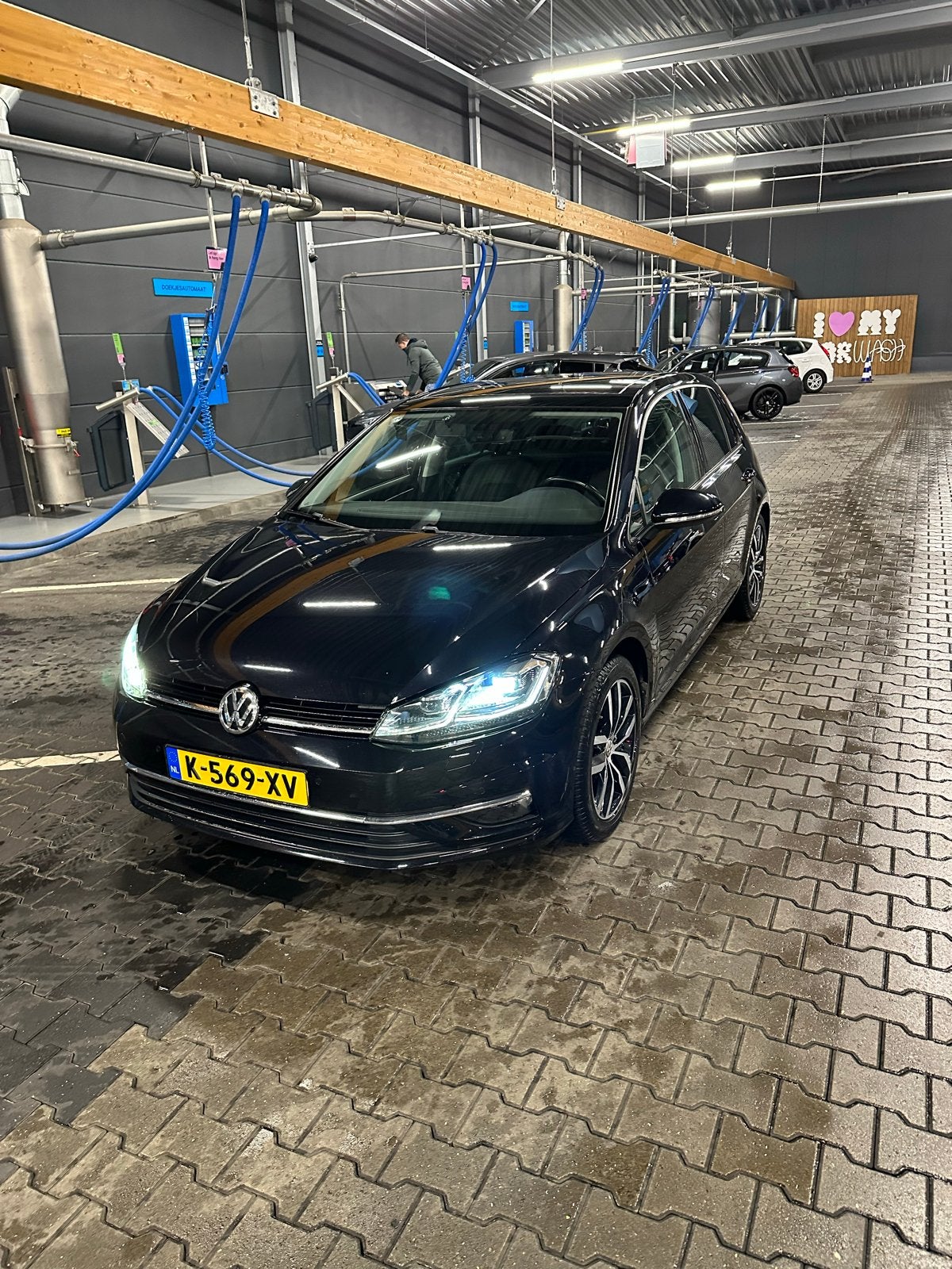 Volkswagen Golf 2.0 TDI 150pk 5D 2017 HIGHLINE PANO Lesauto, Voorwielaandrijving, 4 cilinders, 140 €/maand, 1600 kg