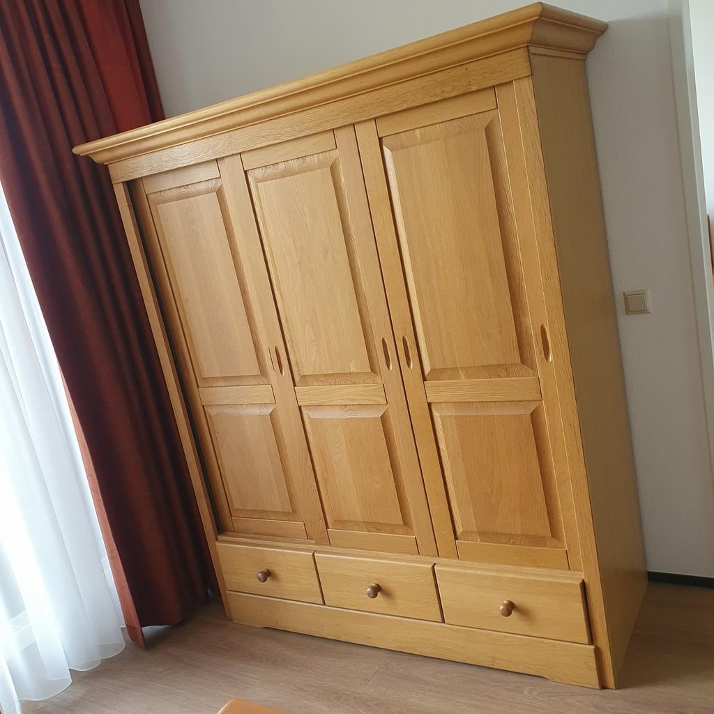nieuwe garderobe, Gebruikt, Minder dan 100 cm, 25 tot 50 cm, 50 tot 100 cm