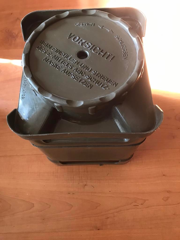 Buiten toilet camper, leger uitvoering, chemisch gereinigd, Ophalen of Verzenden, Gebruikt
