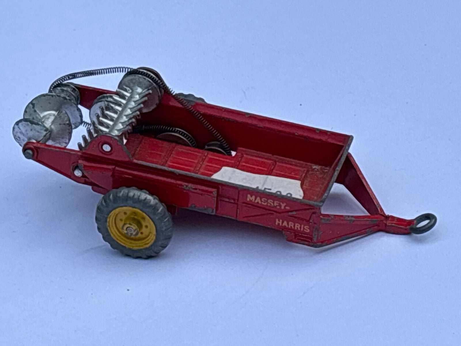 Dinky Toys 27C / 321 Massey Harris Manure Spreader, Ophalen of Verzenden, Gebruikt, Tractor of Landbouw, Dinky Toys