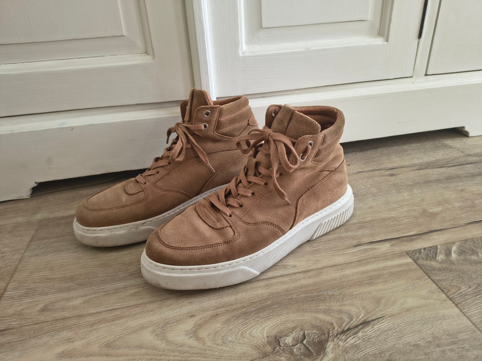 Prachtige bruine suède veterschoenen, sneakers Manfield, 41., Kleding | Heren, Schoenen, Manfield, Bruin, Onb, Ophalen of Verzenden