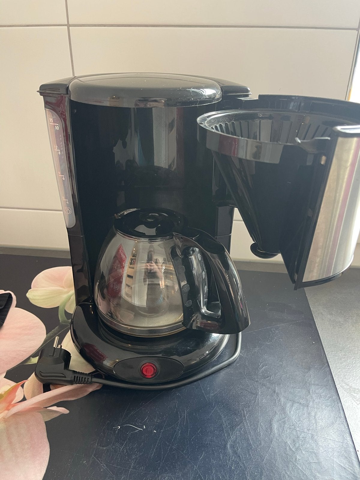 Tefal Subito Koffiezetapparaat - Zwart/RVS, Witgoed en Apparatuur, Koffiezetapparaten, Ophalen, Afneembaar waterreservoir, Gebruikt