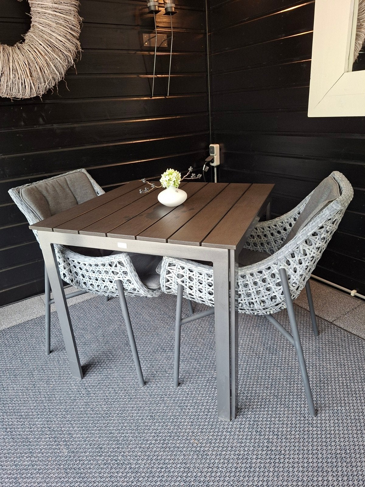 Balkonset Manifesto Novara van Kees Smit - 80x80 cm, Tuin en Terras, Tuinsets en Loungesets, Ophalen