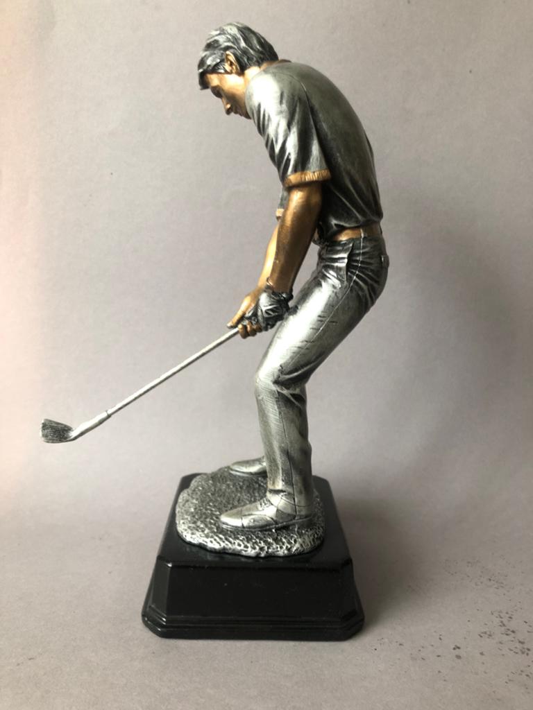 Mooi zilver-goud kleurig golfbeeld op standaard - 28 cm hoog, Antiek en Kunst, Kunst | Beelden en Houtsnijwerken, Zilver, Ophalen of Verzenden