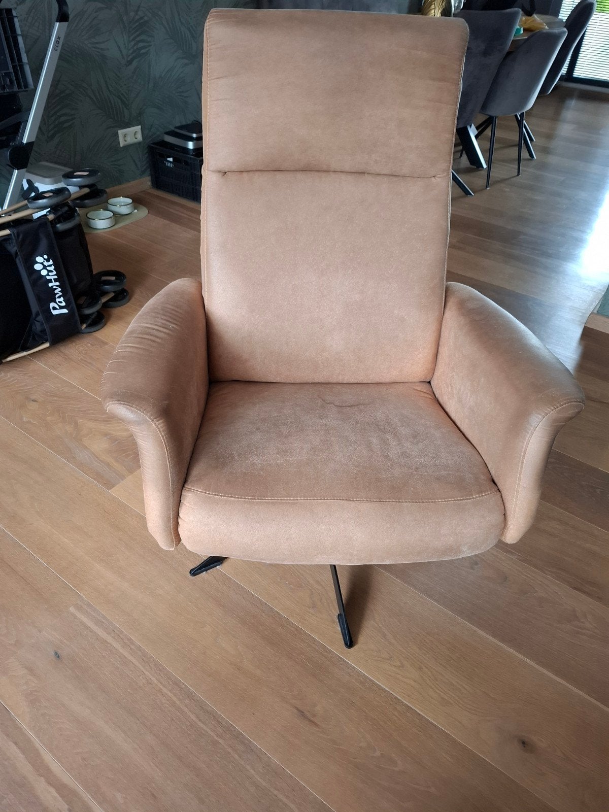 gratis draai fauteuil, Huis en Inrichting, Fauteuils, Ophalen, Gebruikt, 50 tot 75 cm