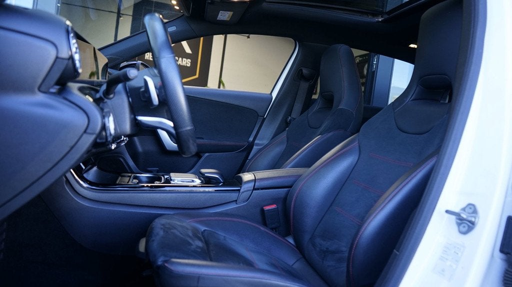 Mercedes-Benz A-klasse 200 AMG AUTOMAAT-CLIMA-CRUISE-MBUX-NA, Auto's, Mercedes-Benz, Gebruikt, 4 cilinders, 1600 kg, 685 kg