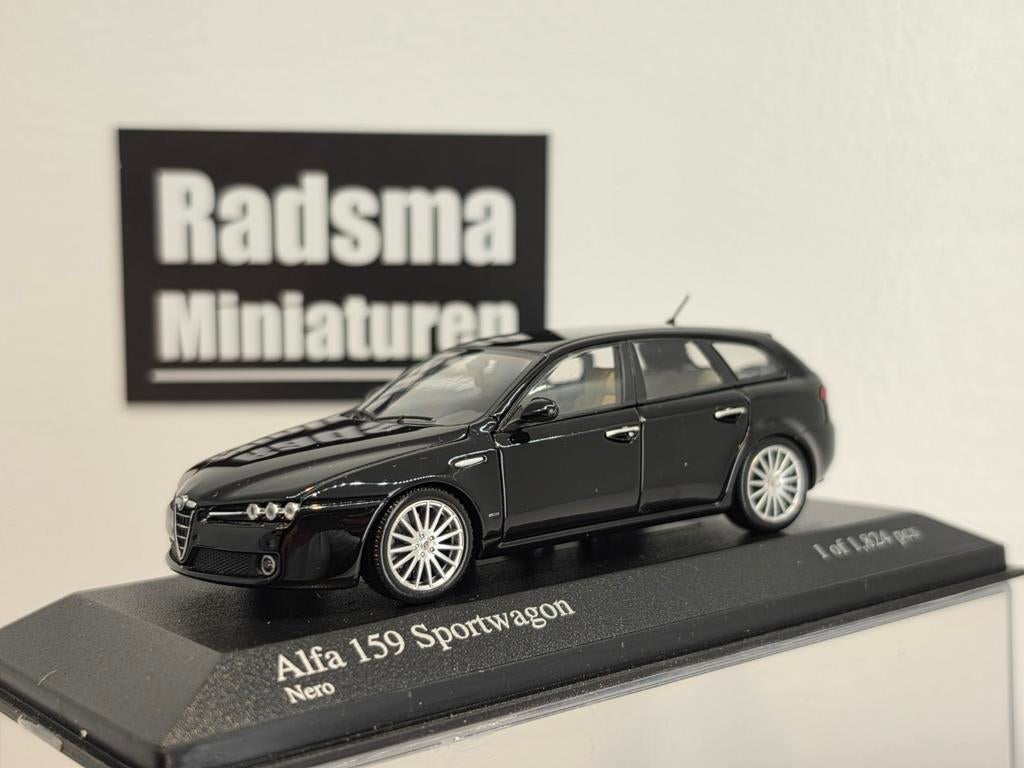 Alfa romeo 159 Sportwagon - Nero Black - 1:43 Minichamps, Hobby en Vrije tijd, Modelauto's | 1:43, Auto, Ophalen of Verzenden