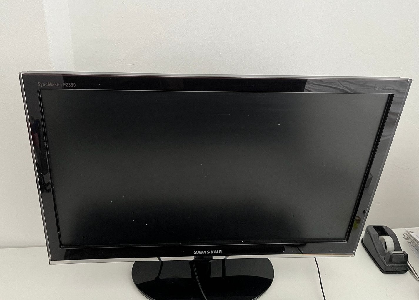 Complete Samsung desktop set – monitor, toetsenbord & muis, Computers en Software, Desktop Pc's, Ophalen, Zo goed als nieuw