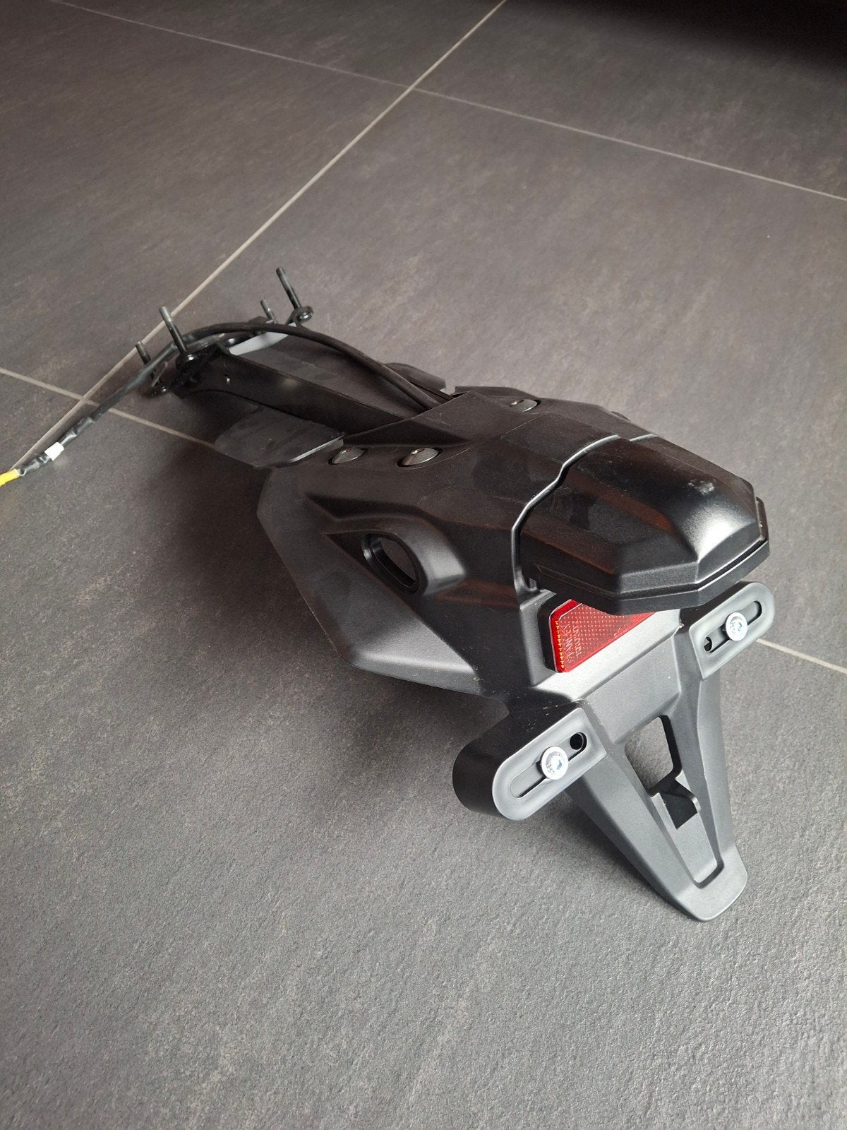 Kentekenplaathouder yamaha mt09 2022 model met achterlicht, Ophalen of Verzenden, Gebruikt