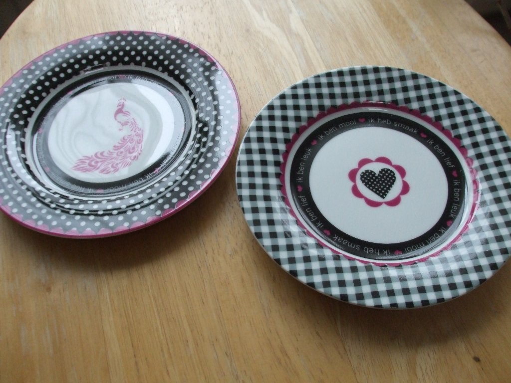 Te koop set mooie borden.(nieuw)., Nieuw, Ophalen of Verzenden, Bord(en), Overige stijlen