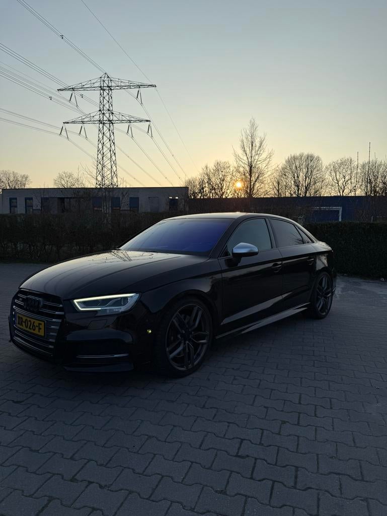 Audi S3 2.0 Tfsi 310pk S Tronic Quattro 2016 Zwart, Automaat, 15 km/l, Zwart, 4 cilinders