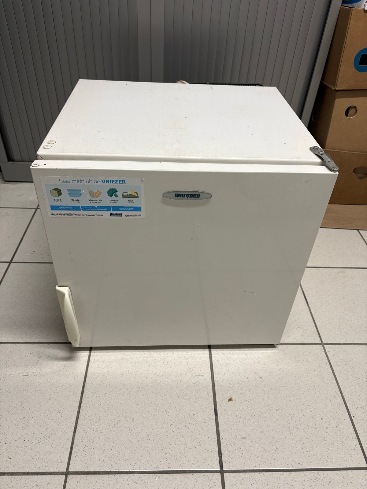 Marynen Tafelmodel vriezer, Ophalen, Gebruikt, Met vriesvak, Minder dan 85 cm