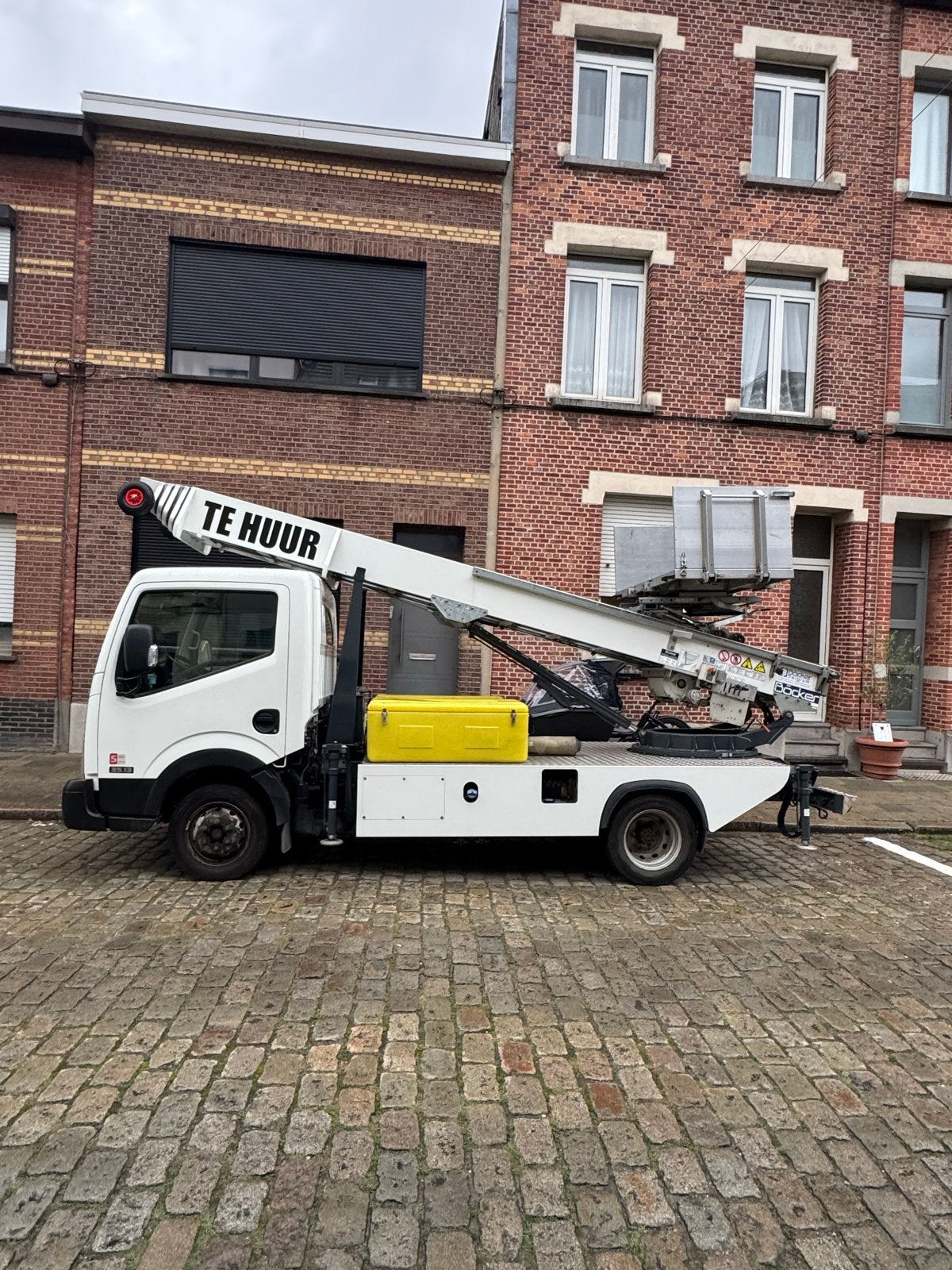 Ladderlift bocker nissan cabstar te koop, Ophalen