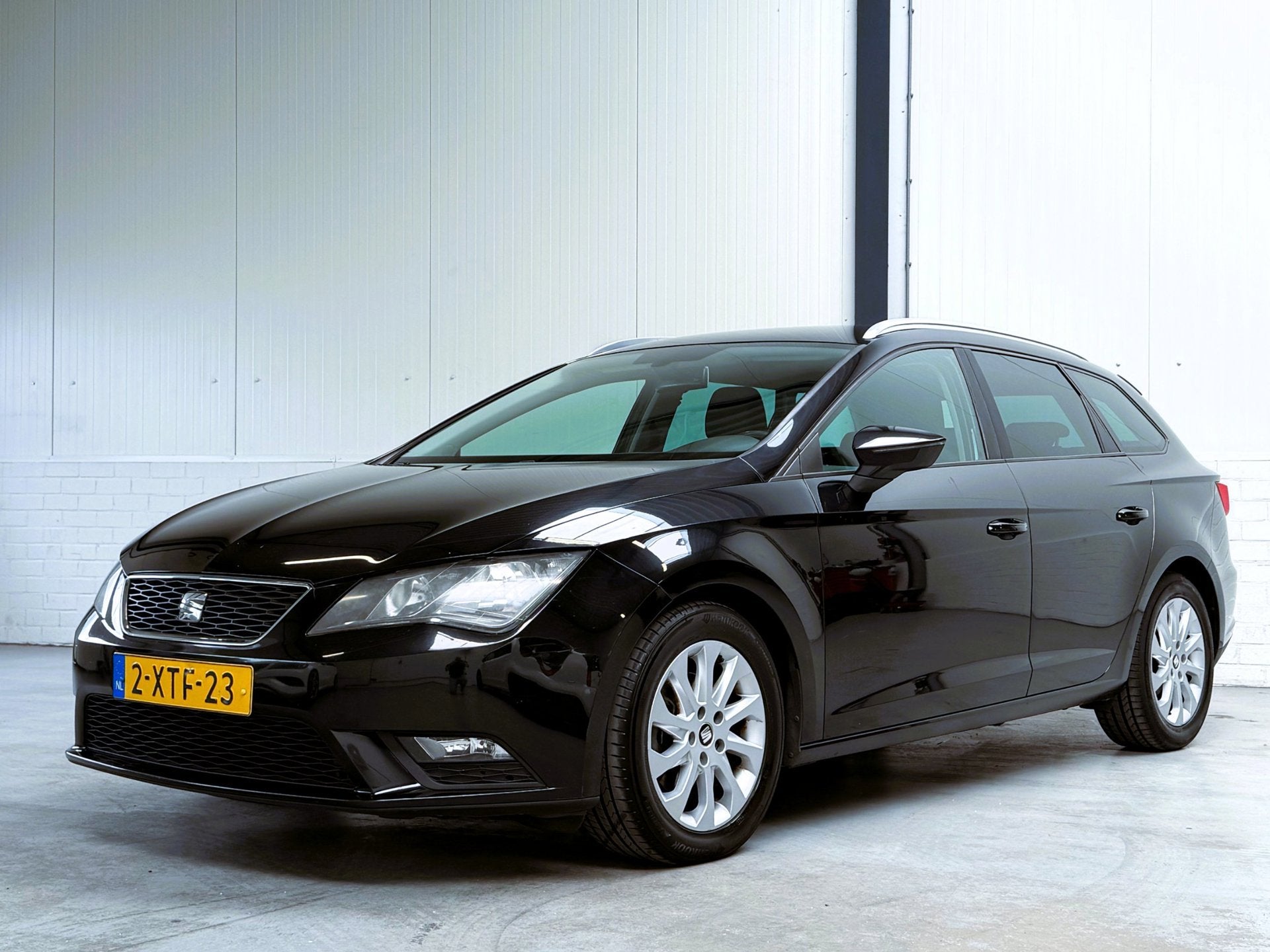 Seat Leon ST 1.6 TDI Style Ecomotive, Auto's, Seat, Voorwielaandrijving, Euro 5, Stof, Gebruikt