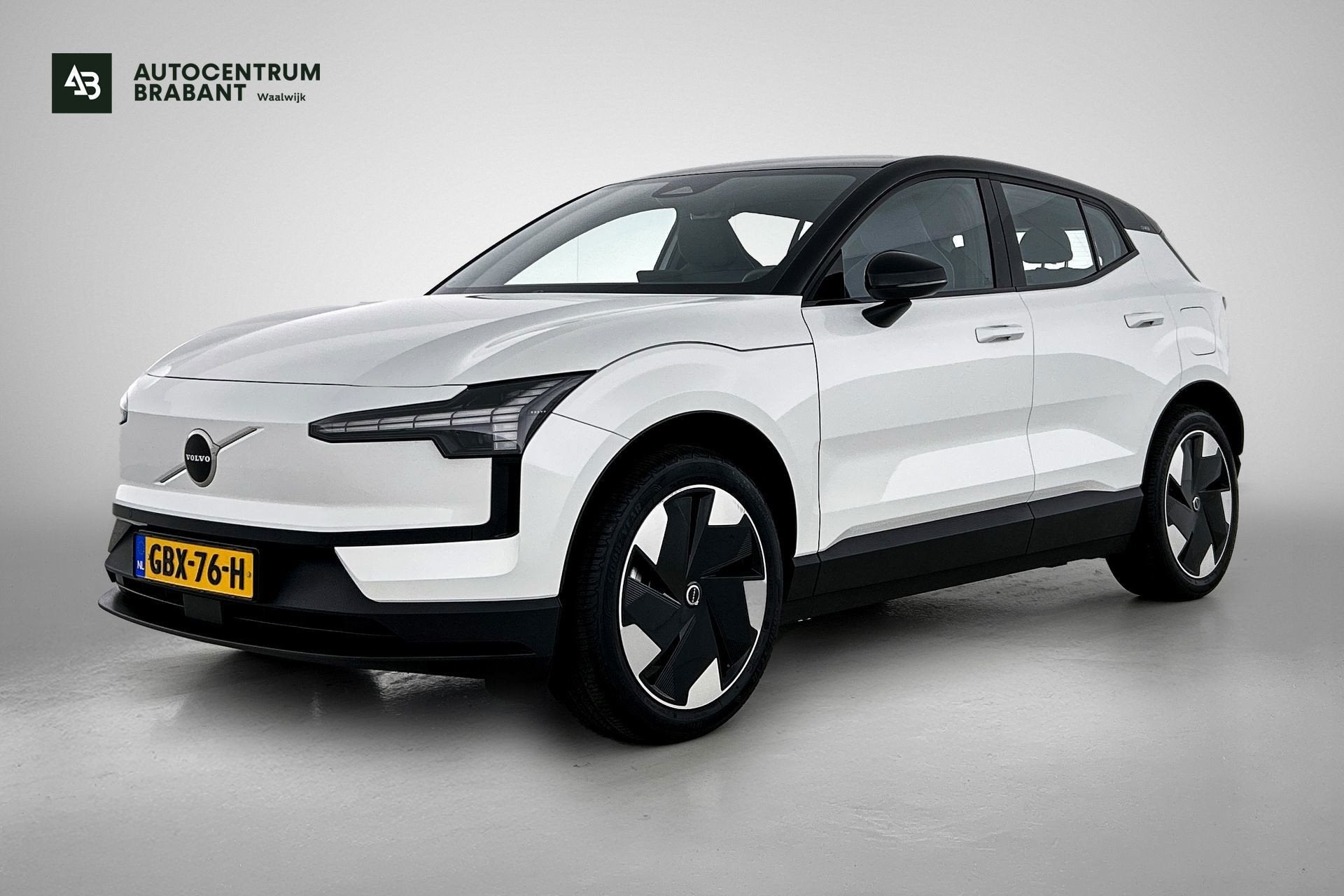 Volvo EX30 Single Motor Extended Range Plus 69 kWh (NL-auto,, Auto's, Volvo, Automaat, 476 km, Achterwielaandrijving, Gebruikt