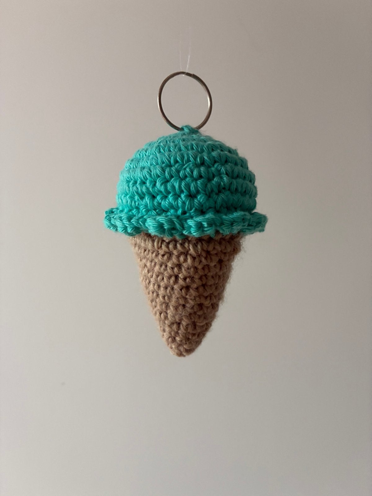 Gehaakte sleutelhanger ijsje, Ophalen of Verzenden, Nieuw, Knuffel of Figuurtje